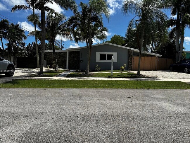 9710 SW 161st St unit 2, Miami, FL 33157 - photo 3