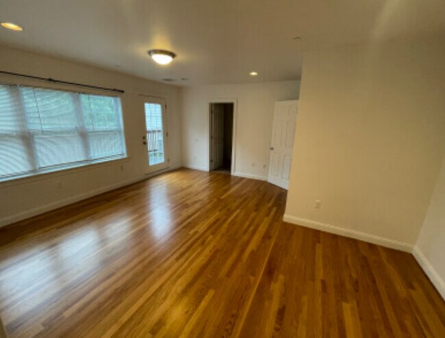 59 Circuit St unit 59, Roxbury, MA 02119 - photo 4