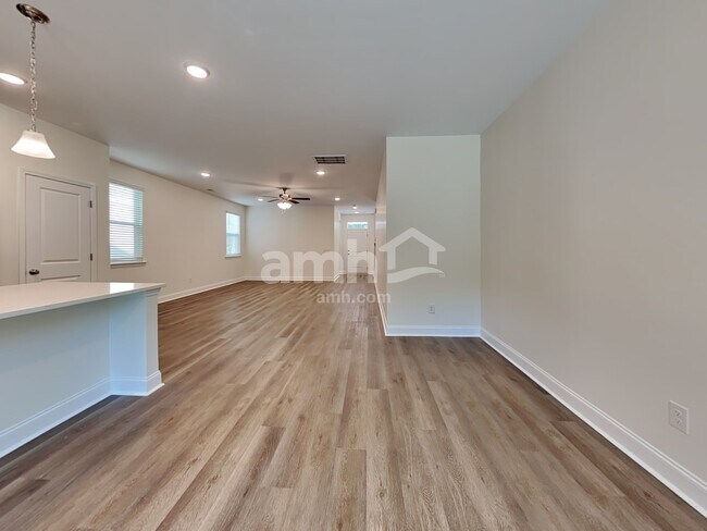 1617 Lamplighter Ln, Charleston, SC 29412 - photo 5