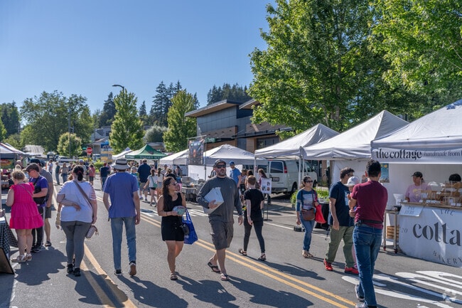Kenmore Terrace residents enjoy Farmers Markets and more at Town Square.