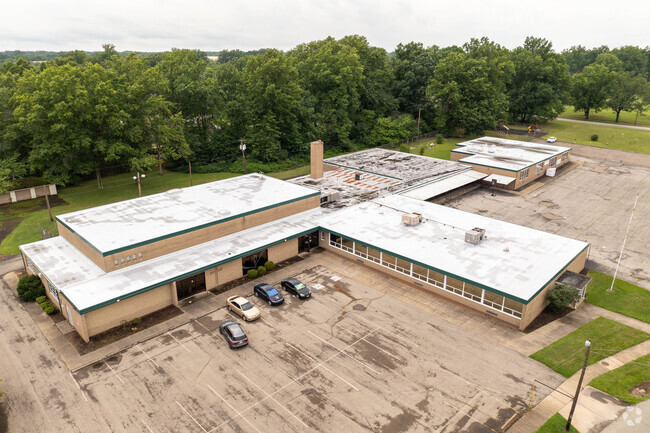 Summit Academy in Northeast Warren.