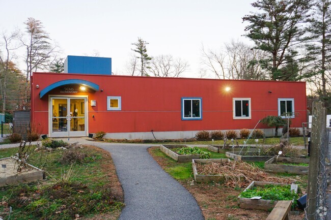 Old Colony Montessori School serves students in the Cohasset community.