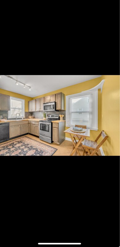 1104 Liggett St, Lexington, KY 40508 - photo 6