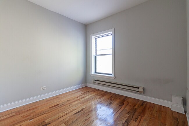 626 W Cornelia Ave unit E3, Chicago, IL 60657 - photo 6