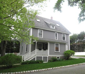 567 Commonwealth Ave, Newton, MA 02459