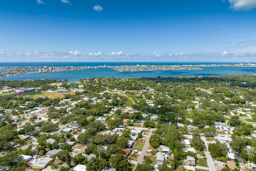 NH_Crossroads_546547_2_12272024