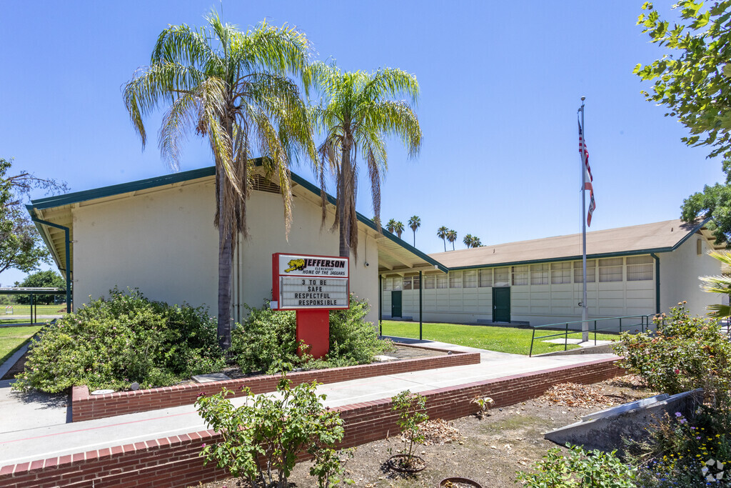 Jefferson Elementary School serves grades K-6 in the Jefferson neighborhood of Fresno.