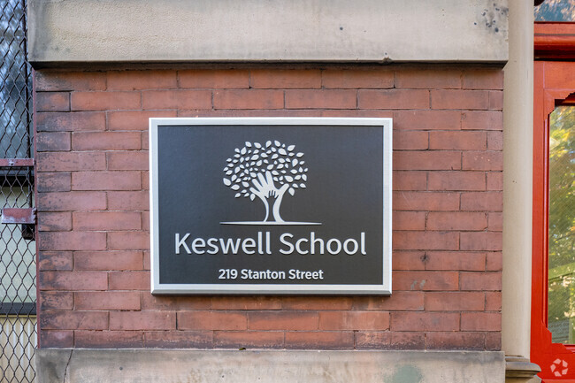 Discover quality education at Keswell School in Lower East Side.