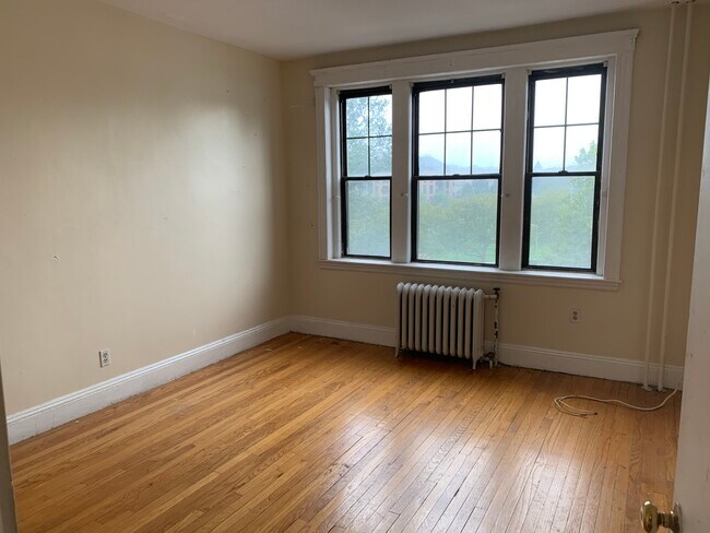 370 Chestnut Hill Ave unit 41, Brighton, MA 02135 - photo 3