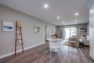 1701 S Juniper St, Escondido, CA 92025