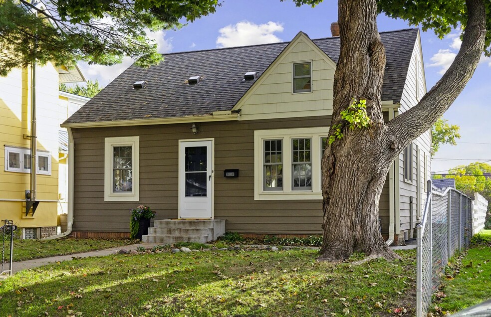 5749 Pleasant Ave, Minneapolis, MN 55419 - photo 1