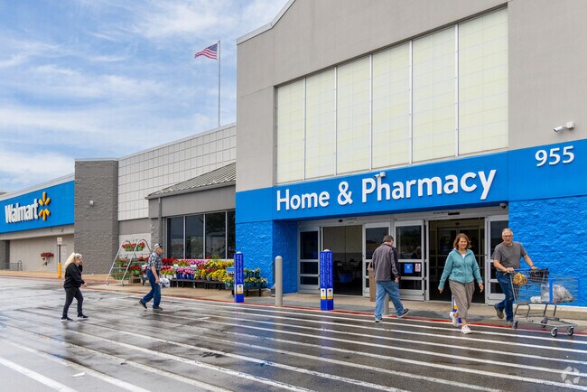 Fox Crossing includes a plethora of retail options, including big-box stores like Walmart.