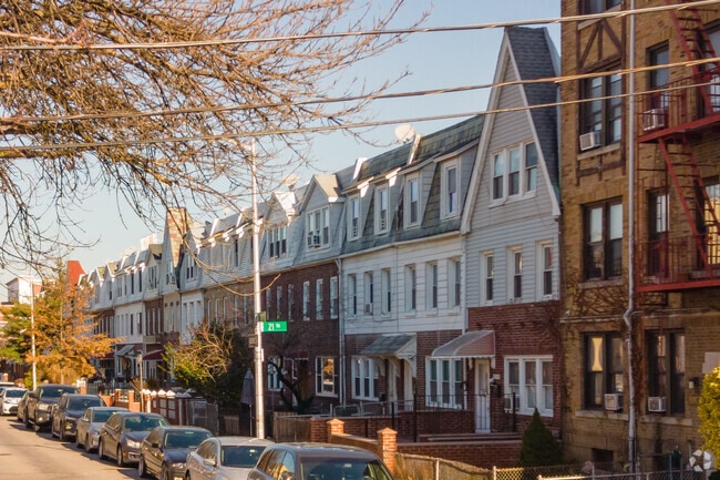 Multifamily townhouses and single-family homes make up the  housing in Ditmars Steinway.