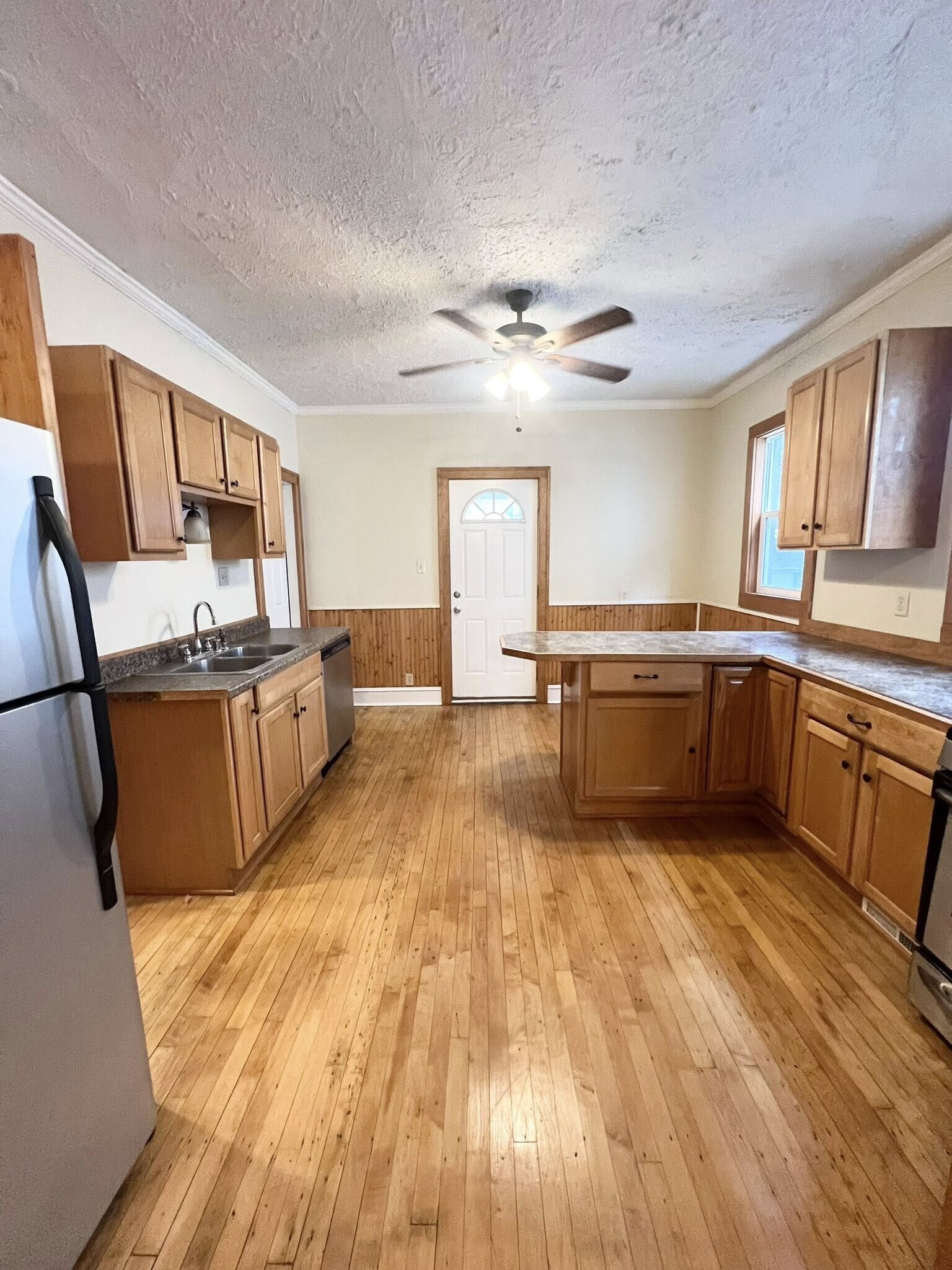 3336 N Bartlett Ave unit 1, Milwaukee, WI 53211 - photo 1