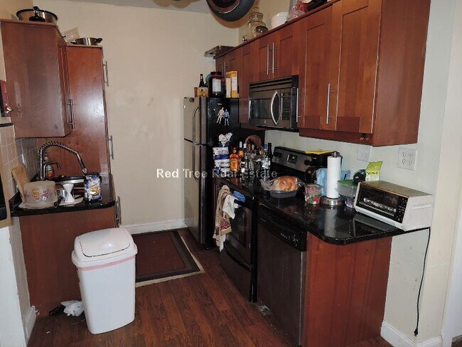 72 Hillside St, Roxbury Crossing, MA 02120 - photo 3