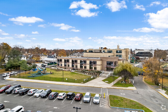 Mamaroneck Avenue School focuses on academic excellence within the community.