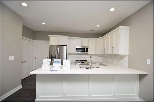 660 SE Greyson Ln, Waukee, IA 50263 - photo 5