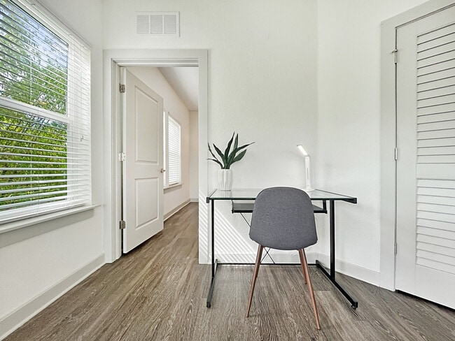 2615 N Grady Ave unit ID1050973P, Tampa, FL 33607 - photo 6