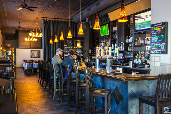 523 Bar & Grill is a popular spot near Baker Park for a great meal.
