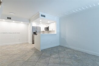 8660 NW 6th Ln Unit 5-209, Miami, FL 33126