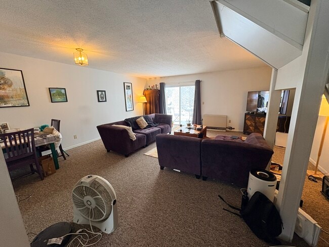 K6 Stonehedge Dr, South Burlington, VT 05403 - photo 2