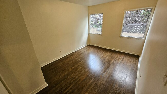 1629 N Hobart Blvd unit 1, Los Angeles, CA 90027 - photo 6