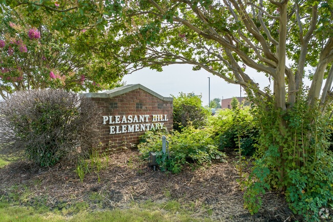 Pleasant Hill Elementary School is located at 7686 Pleasant Hill Rd in Olive Branch.