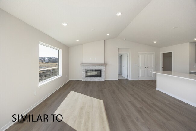 1204 Featherstone Ave NE, Bondurant, IA 50035 - photo 4