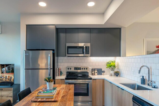 1378 NW 18th Ave unit ID1280508P, Portland, OR 97209 - photo 2