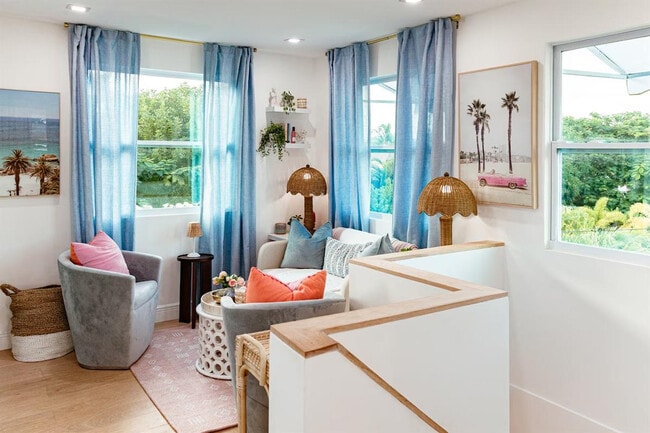 610 38th St unit ID1359739P, West Palm Beach, FL 33407 - photo 2