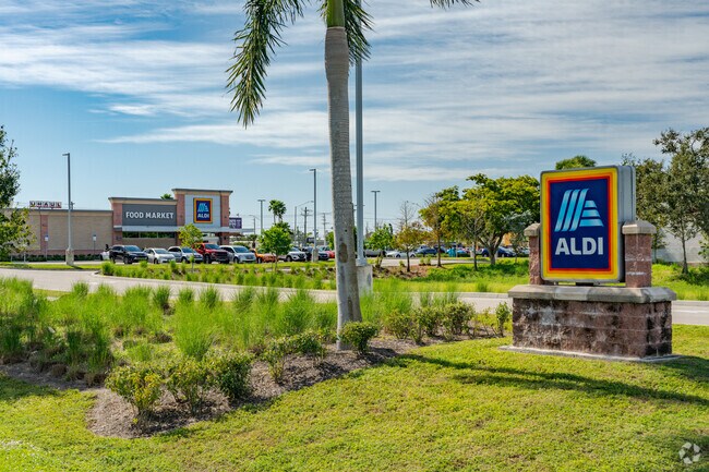 Villas residents can shop for groceries at the Aldi.