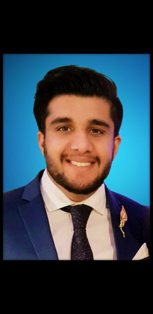 Agent Photo