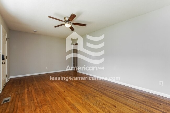 7526 Decatur Dr, Fayetteville, NC 28303 - photo 4