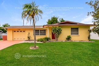 3218 Oxford Dr W, Bradenton, FL 34205