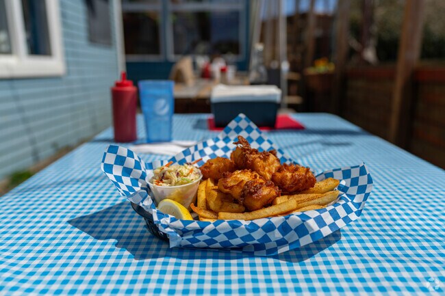 Luna Sea Fish House is famous for their freshly caught seafood in Yachats.