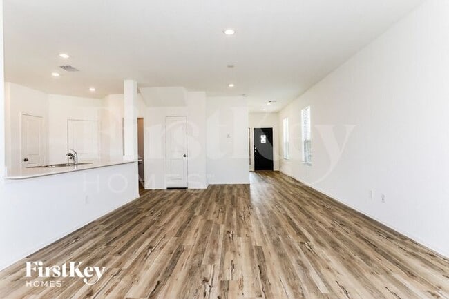 23926 Lakota Cyn Dr, Hockley, TX 77447 - photo 3