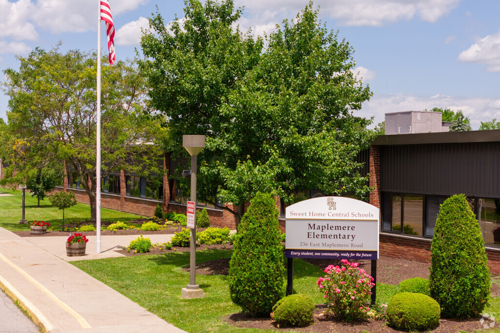 Maplemere Elementary School has an overall A- grade on Niche.