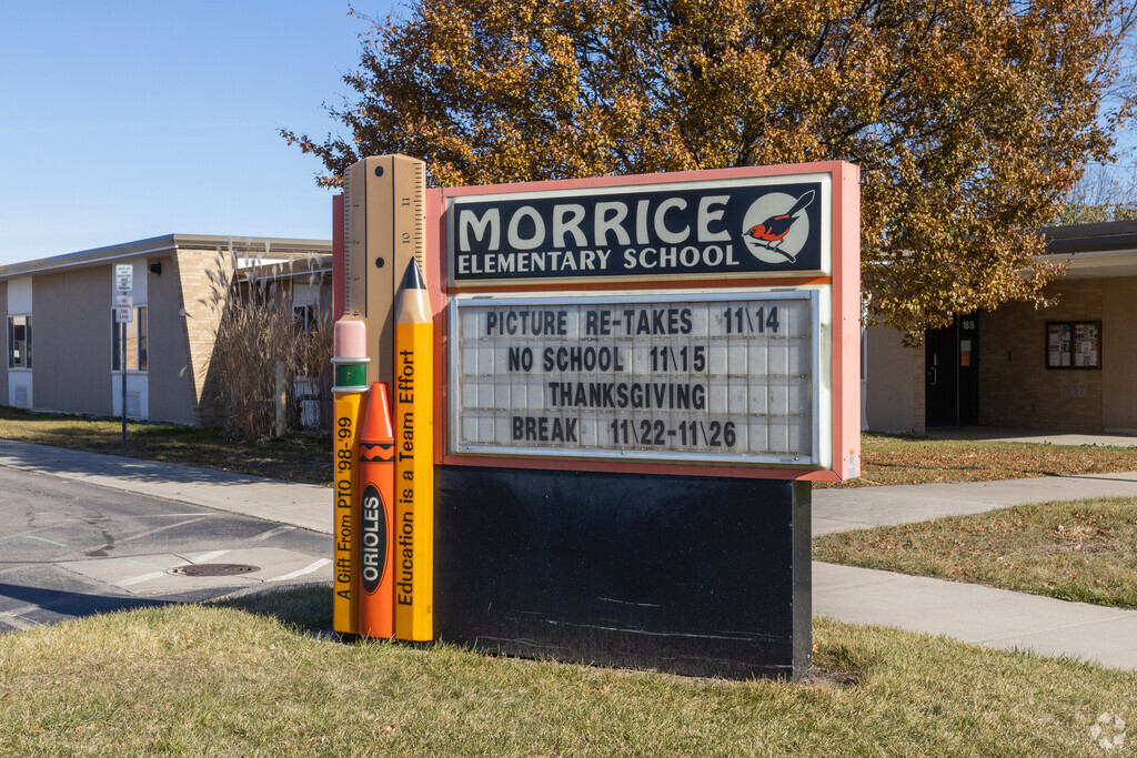 Morrice Elementary School has approx. 260 students with a student teacher ratio of 12 to 1.