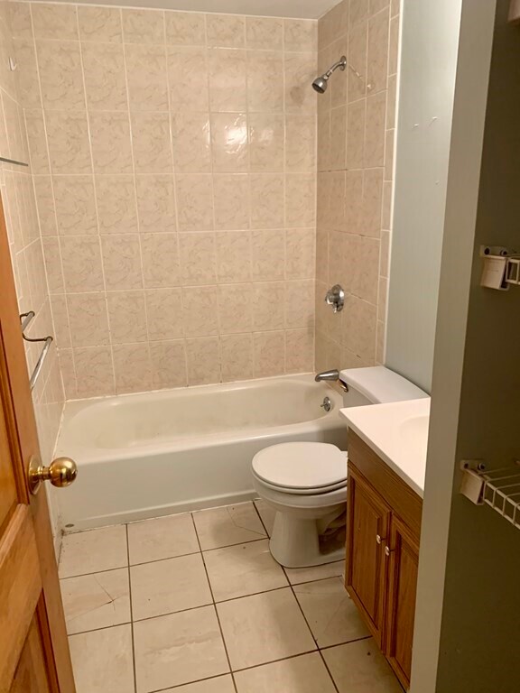 95 E Brookline St unit uni3 2-bed, Boston, MA 02118 - photo 6