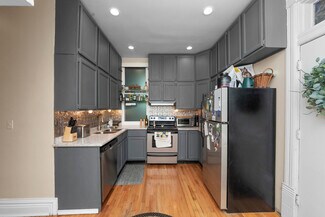 2050 N Bissell St Unit 2, Chicago, IL 60614