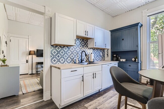 2805 E 16th Ave unit ID1026242P, Denver, CO 80206 - photo 5