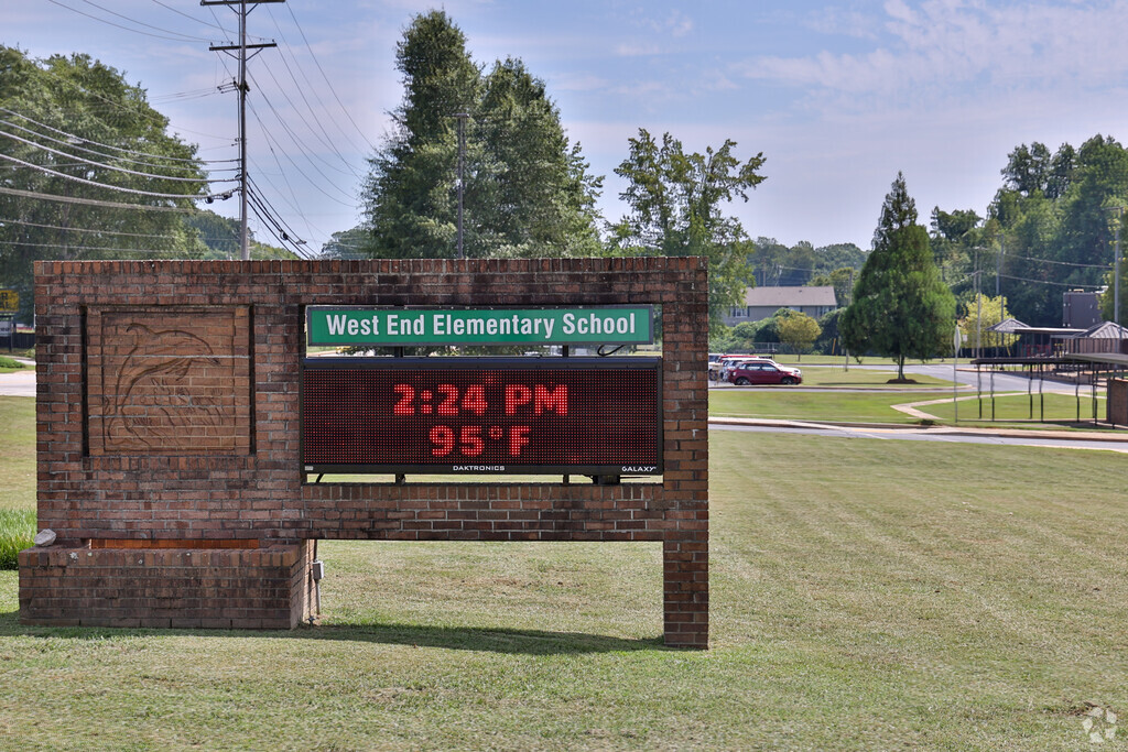 West End Elementary is a public school in Easley, SC.