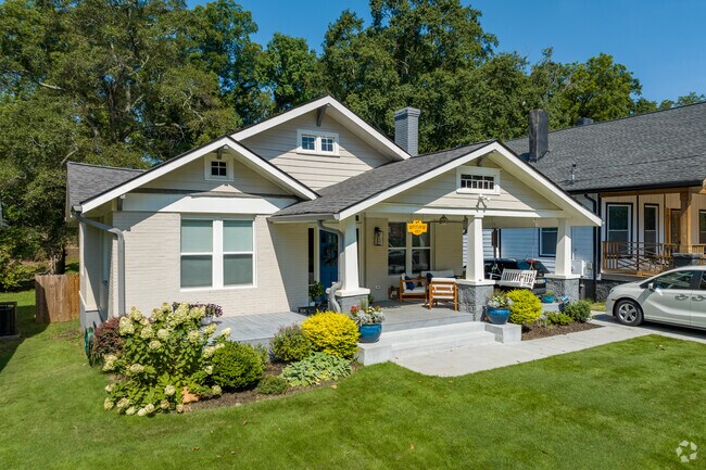 Well-kept homes and gardens are common throughout Westview.