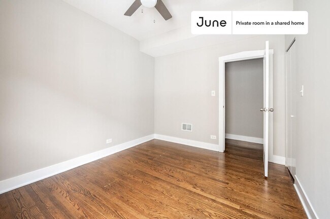 3304 W Armitage Ave unit A, Chicago, IL 60647 - photo 5