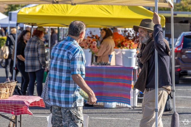 Mill Creek friends can meet up at the local farmers market every Saturday.