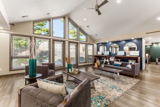 The Commons At Olentangy, Columbus, OH 43214 - photo 4