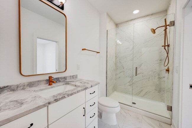 506 Riverfront Ln, Columbus, OH 43201 - photo 7