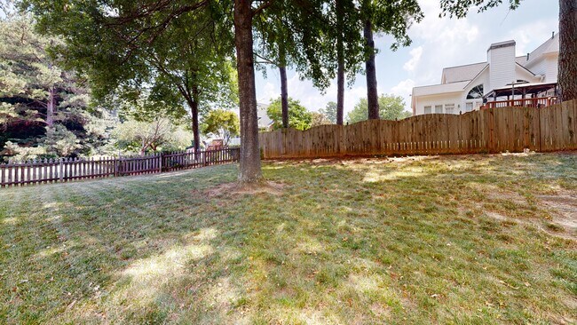 1024 Cromwell Point, Snellville, GA 30078 - photo 2