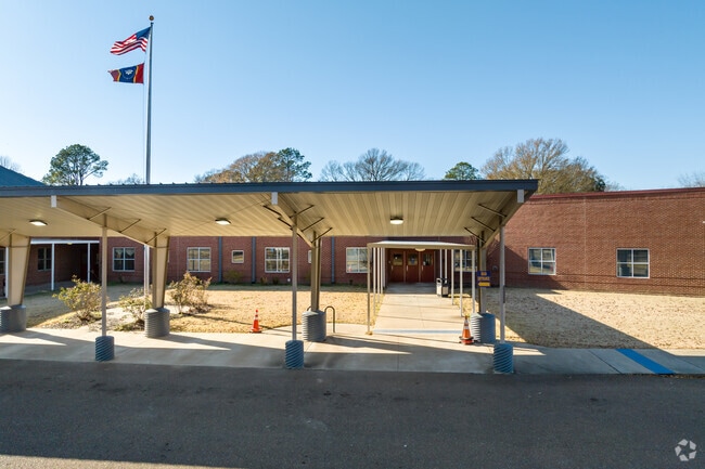 Senatobia Elementary School serves students in Tate County.