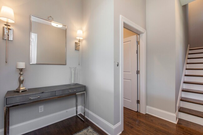 125 Windsor Ave unit First Floor, Narberth, PA 19072 - photo 6